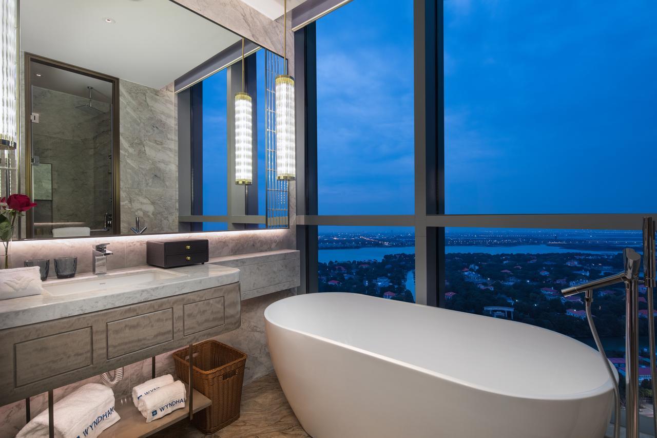 Wyndham Grand Suzhou Fenhu 호텔 Xinta 외부 사진